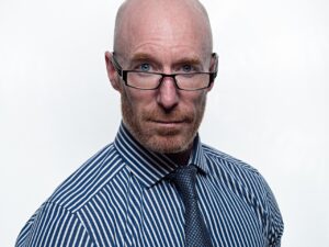 残業なしで公務員に就職するためのポイントは？