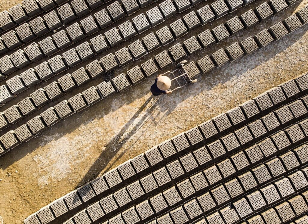 残業なしで労働時間が短い企業の特徴とは？