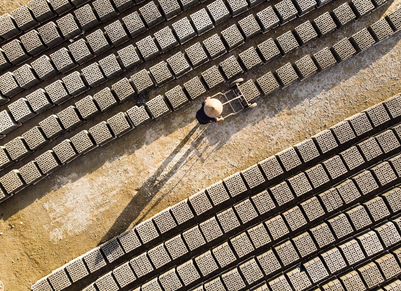 残業なしで労働時間が短い企業の特徴とは？