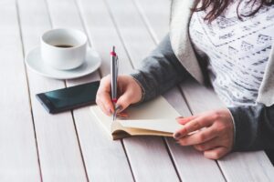 残業なしで働く女性におすすめの正社員求人は？
